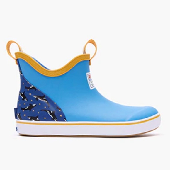 Xtratuf Other - XTRATUF Kid's Salmon Sisters Ankle Deck Boot | Size 3